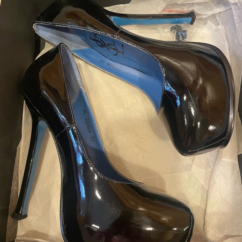 Yves Saint Laurent Tribute Double  Platform Pump Black Patent Leather Heels
